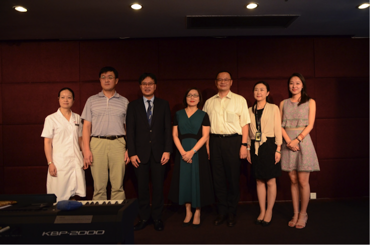 雷火电竞乐器爱心捐赠行动——将琴声带进闵行社会福利院